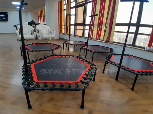 Hexagonal Commercial Gym Trampoline