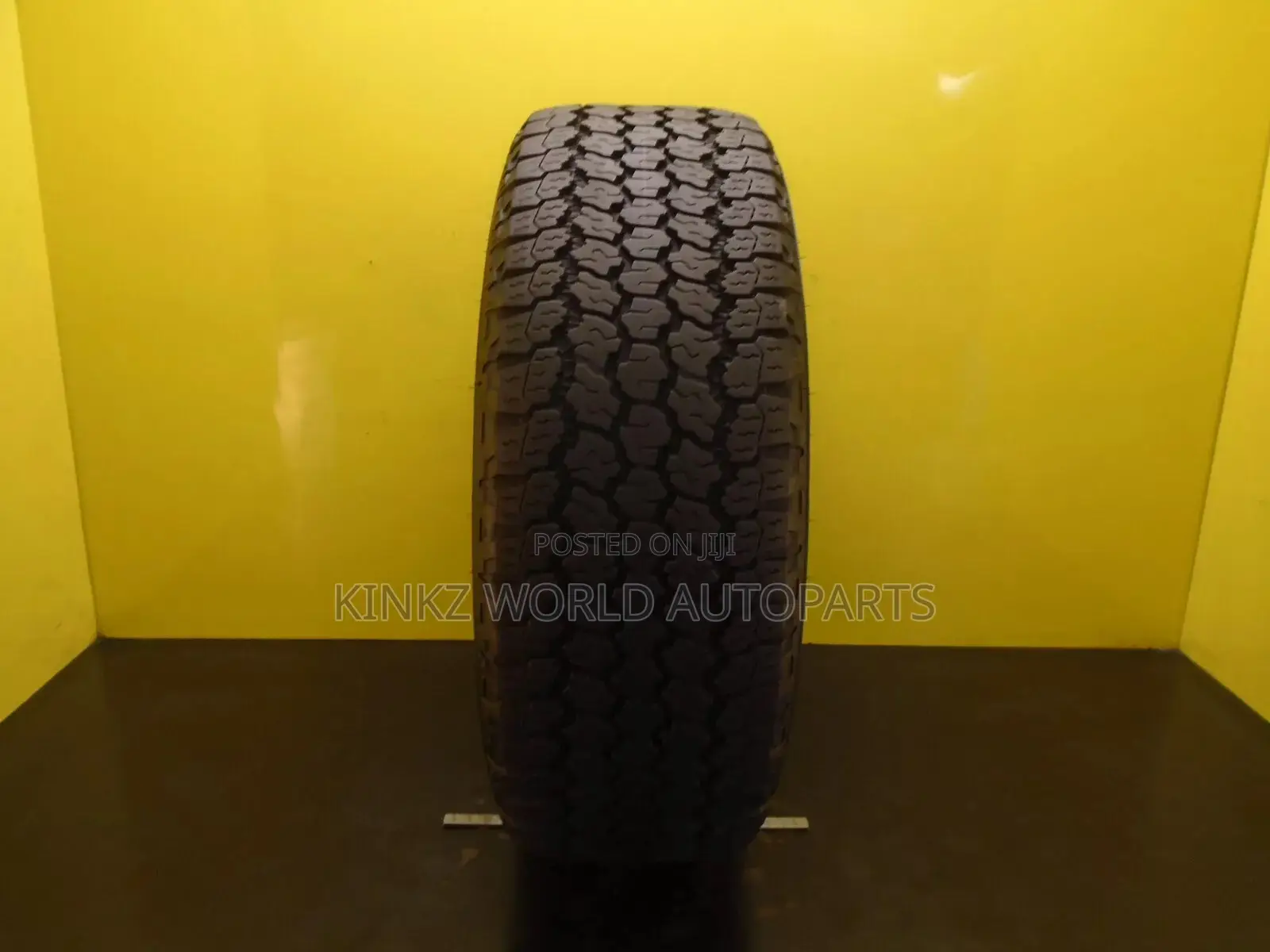 Goodyear Wrangler All-Terrain Adventure 255/65/19 114 H Tire