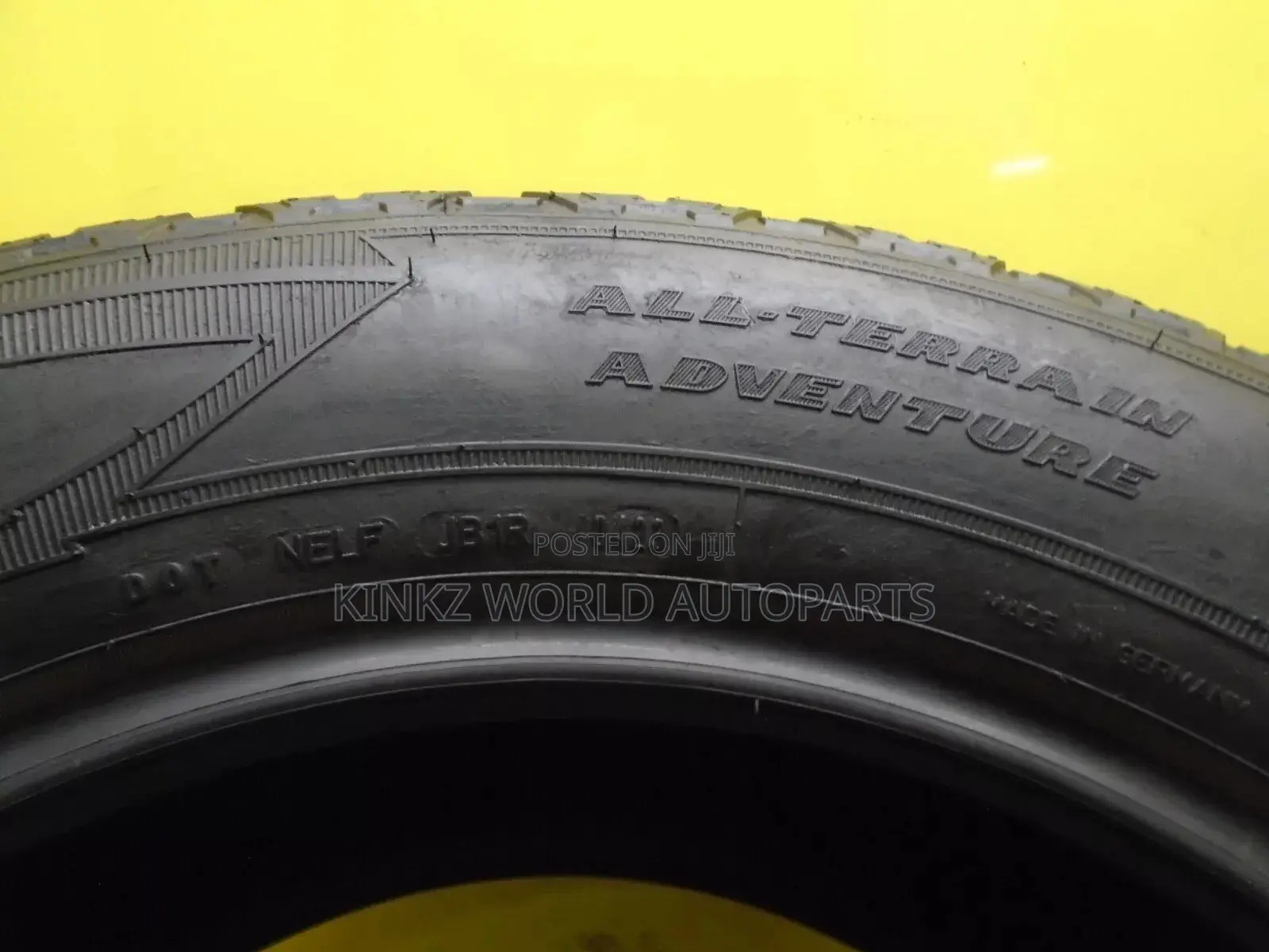 Goodyear Wrangler All-Terrain Adventure 255/65/19 114 H Tire
