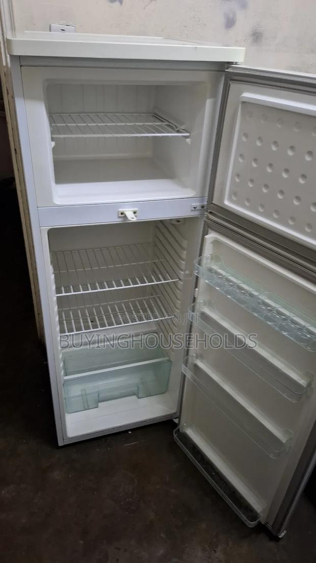 Ramtons 213L Two Door Fridge - thumbnail 3