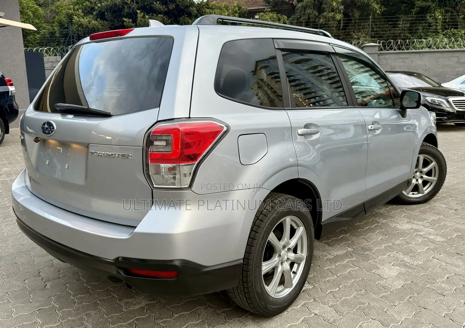 Subaru Forester 2.0XT Premium AWD 2017 Silver