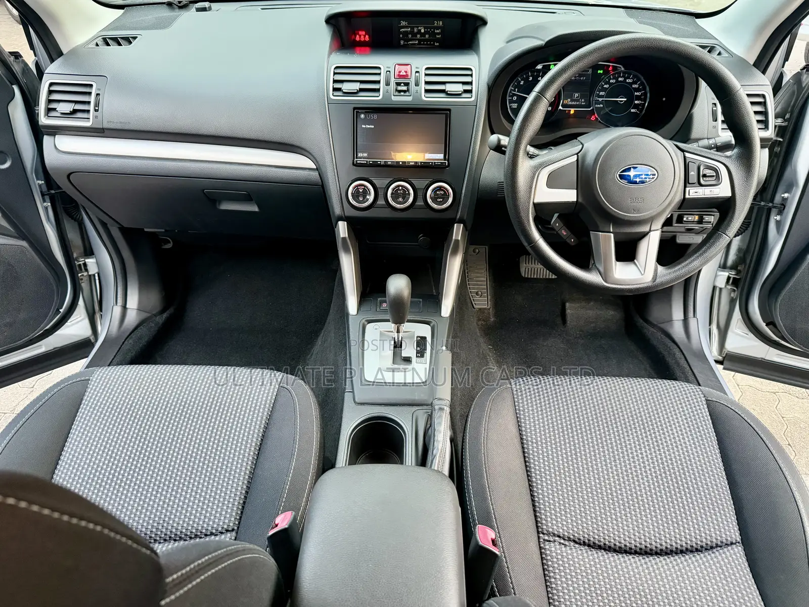 Subaru Forester 2.0XT Premium AWD 2017 Silver