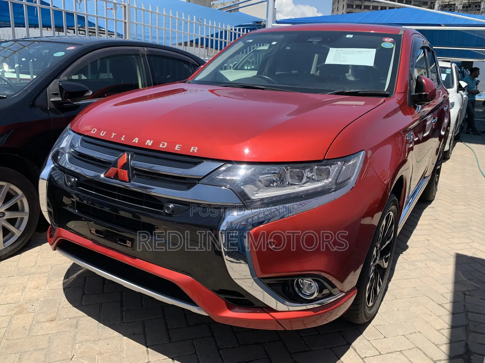 Mitsubishi Outlander 2.0 PHEV AWD 2018 Red