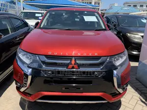 Mitsubishi Outlander 2.0 PHEV AWD 2018 Red