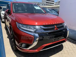 Mitsubishi Outlander 2.0 PHEV AWD 2018 Red