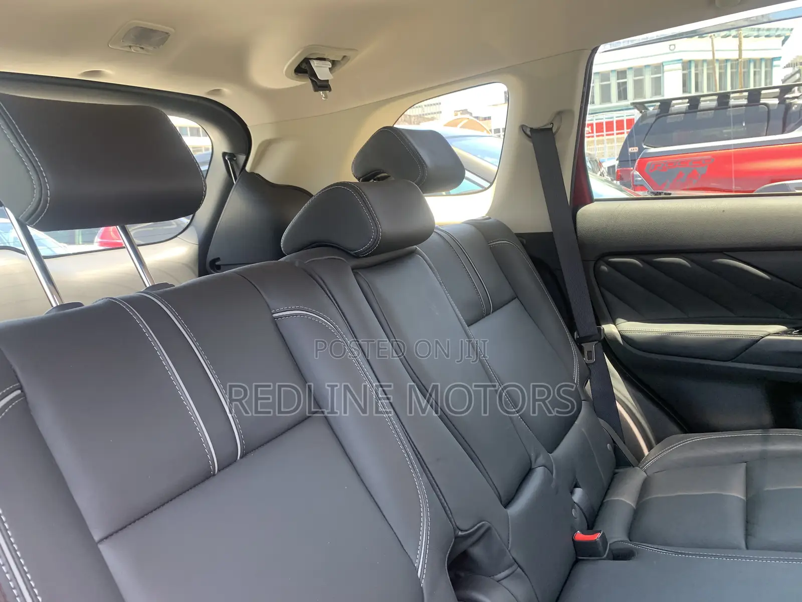 Mitsubishi Outlander 2.0 PHEV AWD 2018 Red