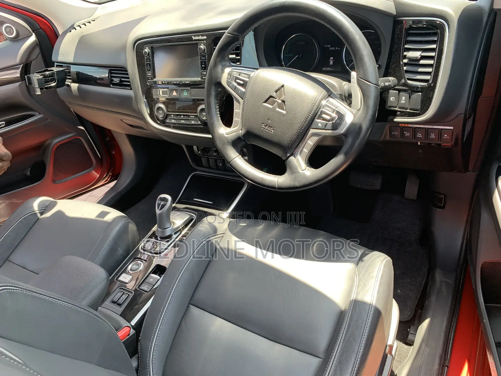 Mitsubishi Outlander 2.0 PHEV AWD 2018 Red