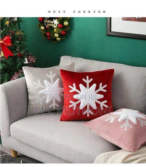 Velvet Decorative Christmas Pillow Covers* - thumbnail 3