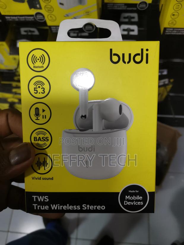 TWS Bluetooth Earbuds Version 5.3 With Built-in Microphone A