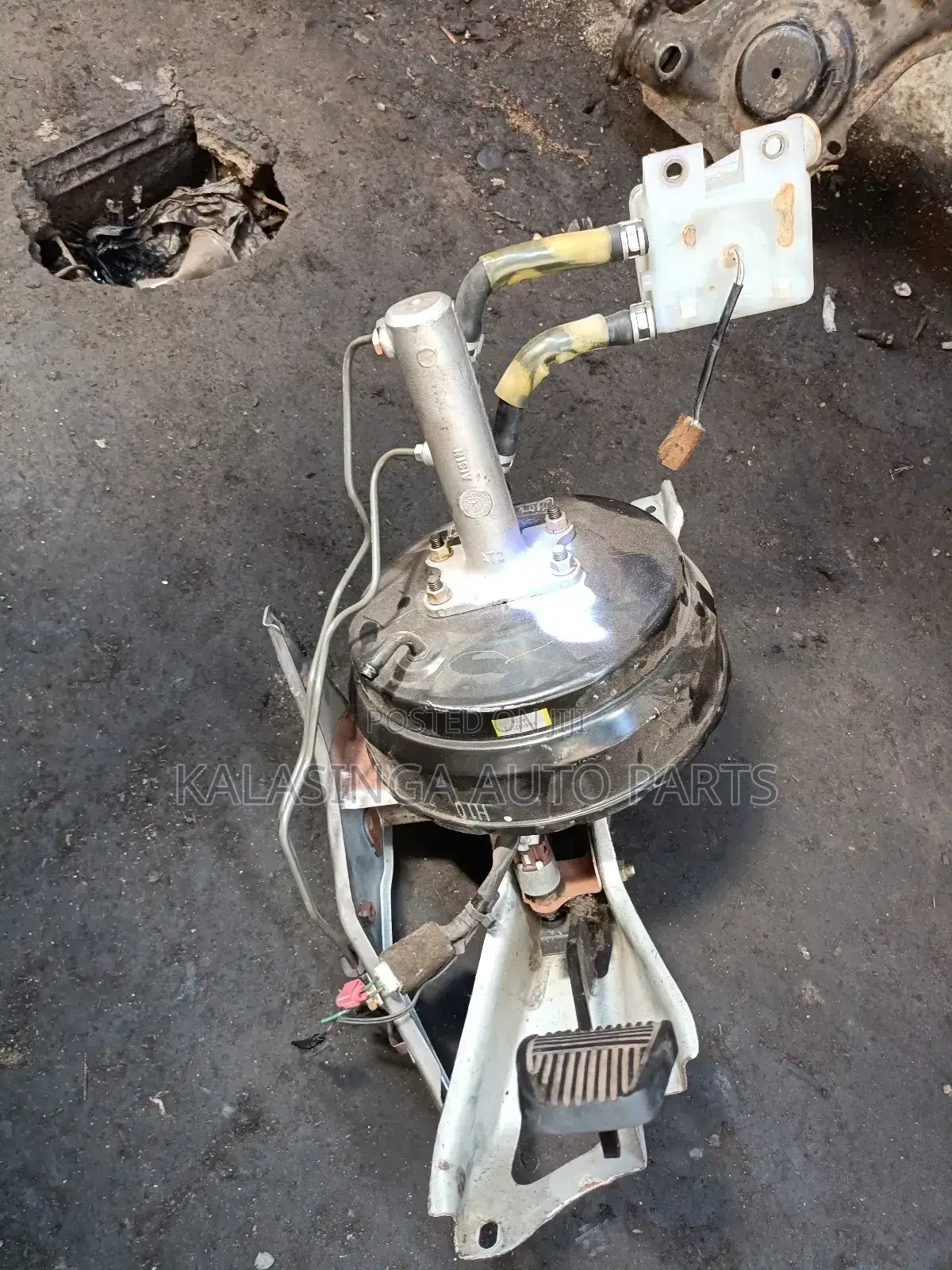 Booster And Master Cylinder 5l Hiace