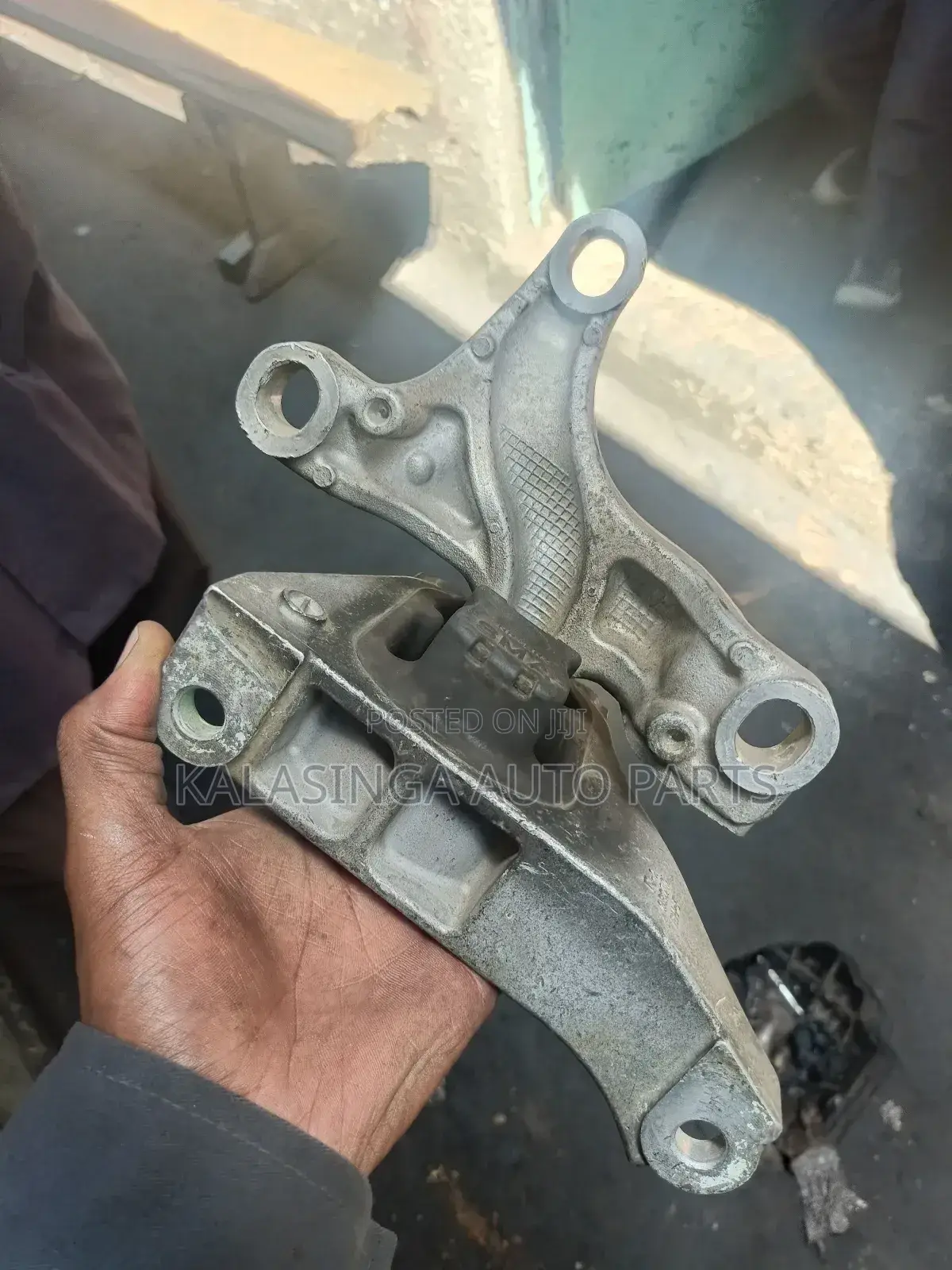 Honda Stream Gear Box Mounting