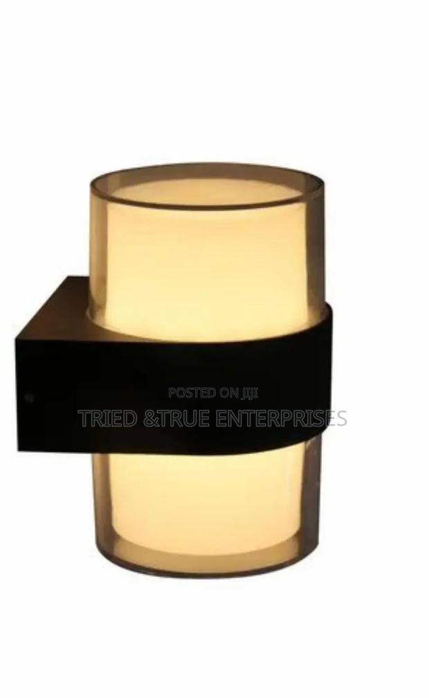 LED Wall Bracket Light Acrylic Facade Wall Lamp Hy9 - main view