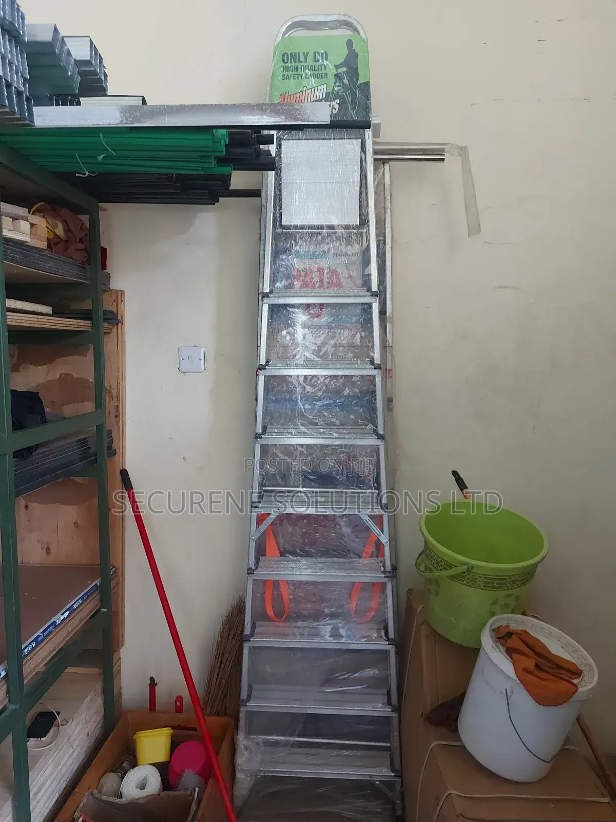 9-Step Foldable Aluminium Ladder