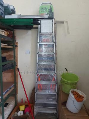 9-Step Foldable Aluminium Ladder - thumbnail 2