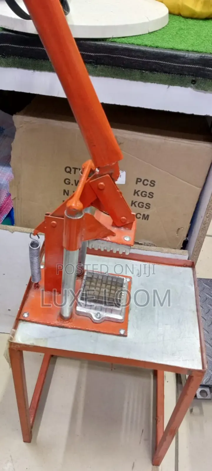 Chips Cutter