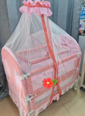 Wheeled Portable Baby Cot With Mosquito Net and Movable Nest