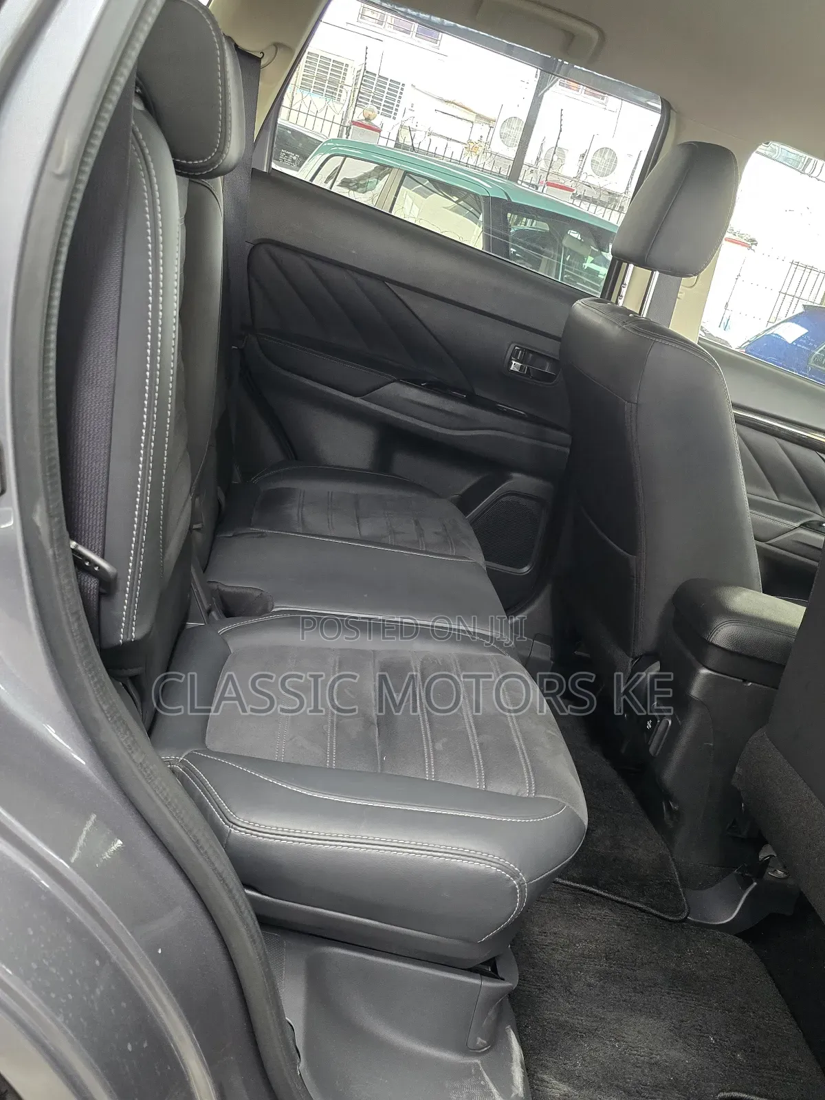 Mitsubishi Outlander 2.4 PHEV AWD 2018 Silver