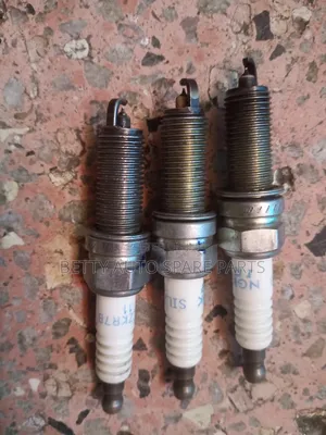 Suzuki Alto Plugs