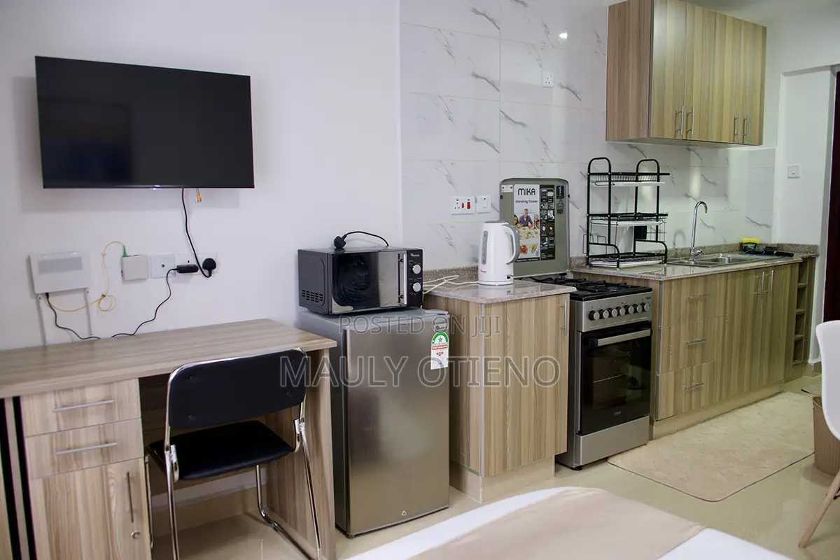 Fully Furnished Studio Apartment in Nairobi West
