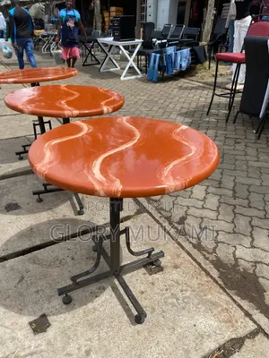 Brown Marble Round Restaurant and Bar Tables