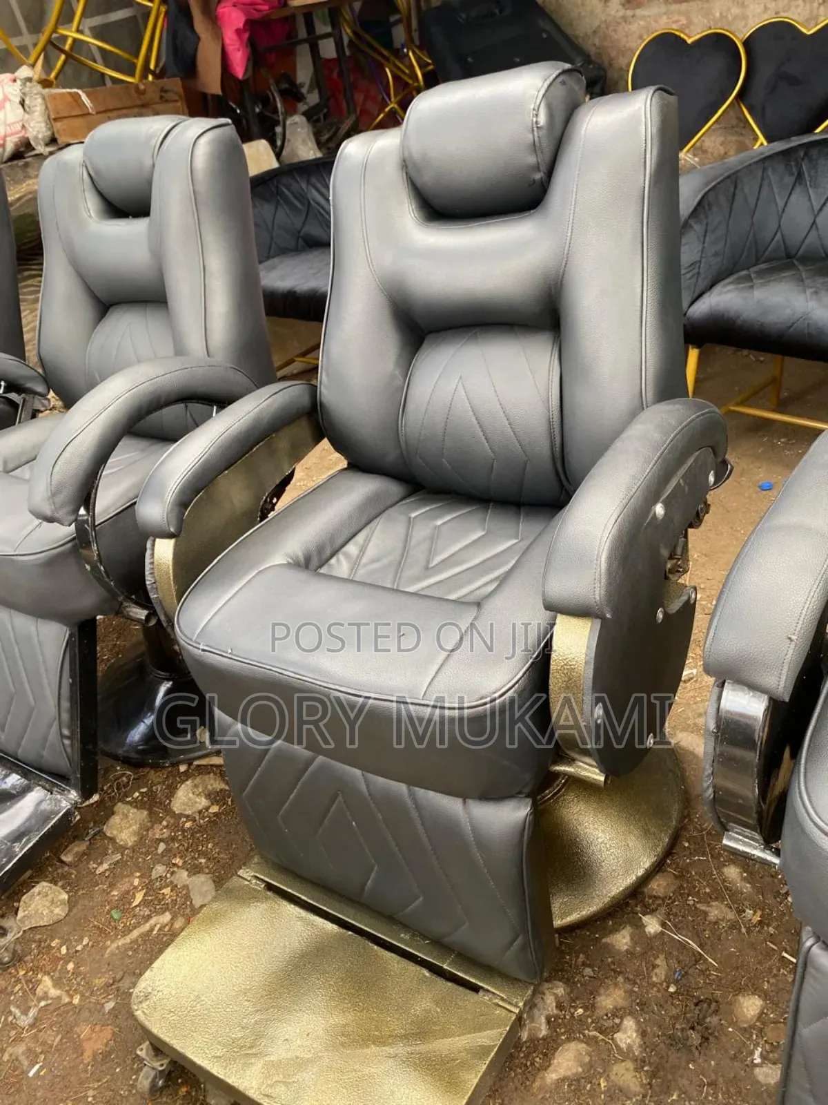 Gold Coated Kinyozi Barber Chairs