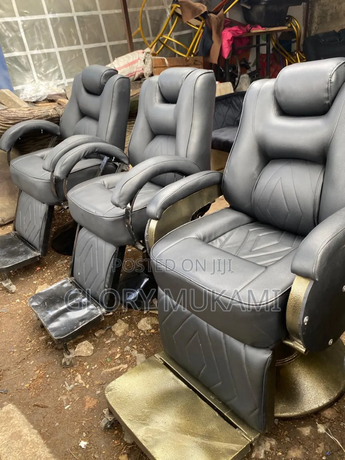 Gold Coated Kinyozi Barber Chairs