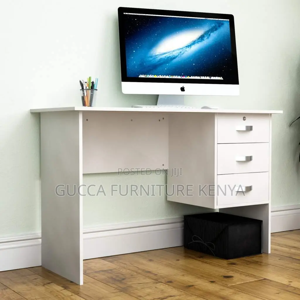 Office Desk:1.2metre White Home/Office Writing Desk