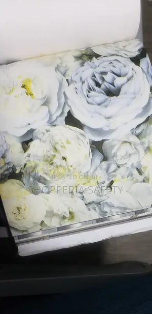 Floral Wallpapers Available