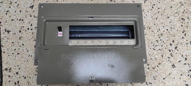 9-Way Consumer Unit - thumbnail 3
