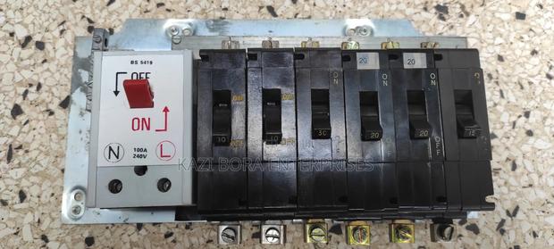 6-Way Consumer Unit - thumbnail 2