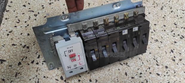 6-Way Consumer Unit - thumbnail 4