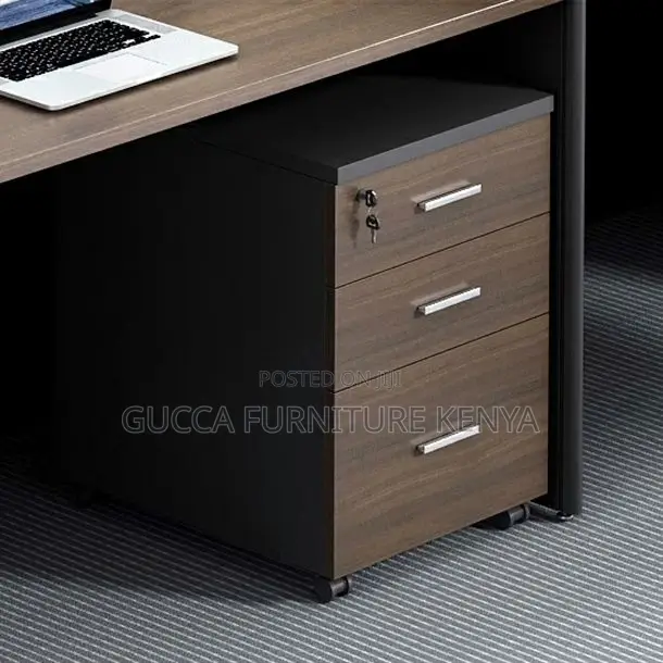 Workstation: Open View 4-Seater L-Fashioned Workstation