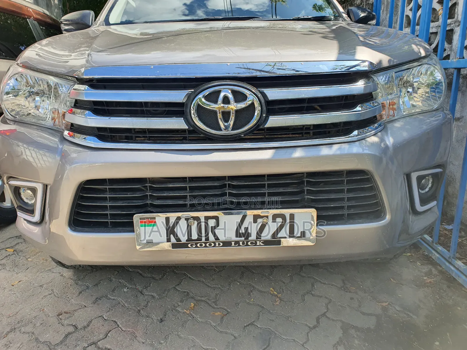 Toyota Hilux 2019 Silver