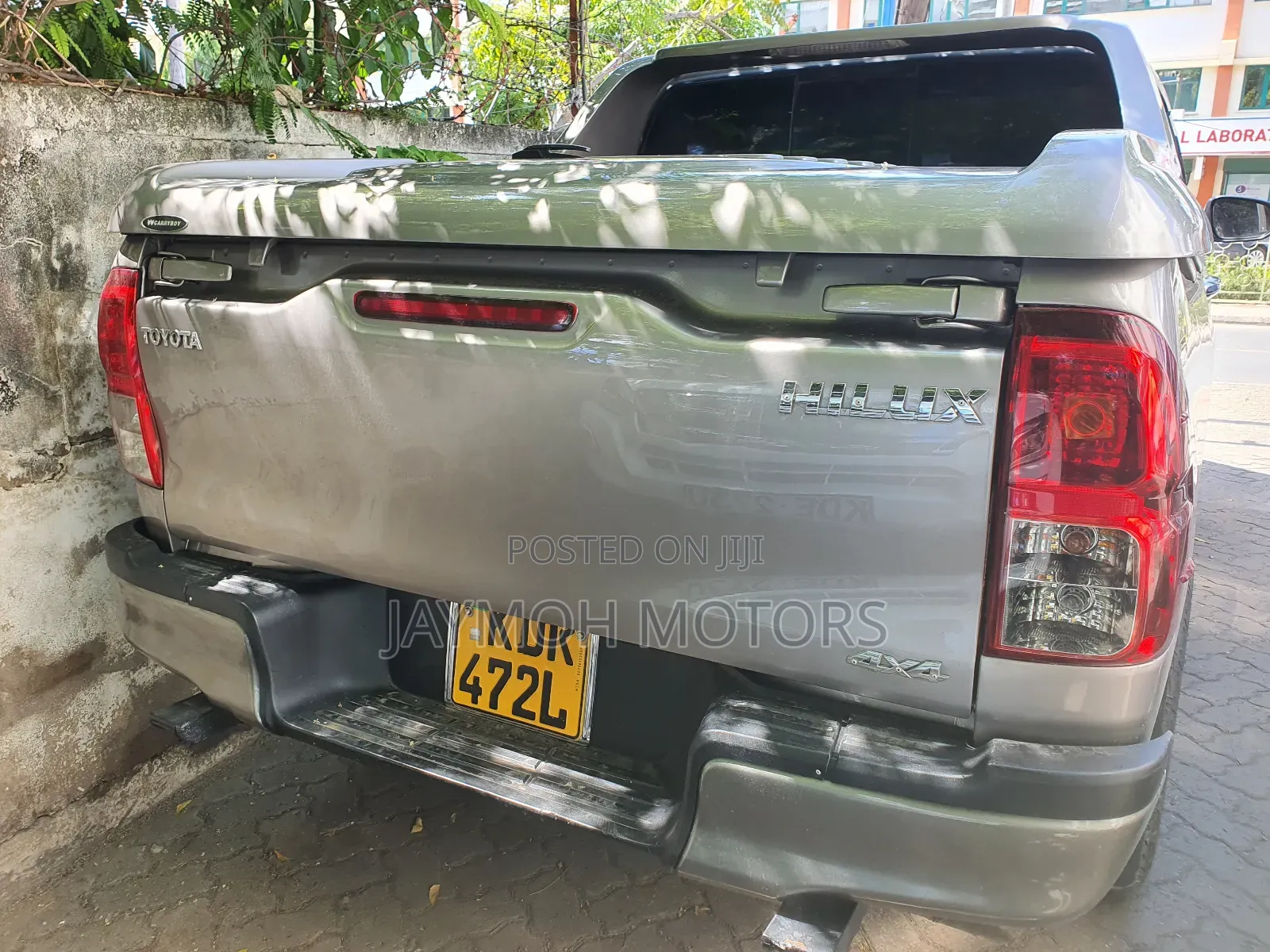 Toyota Hilux 2019 Silver
