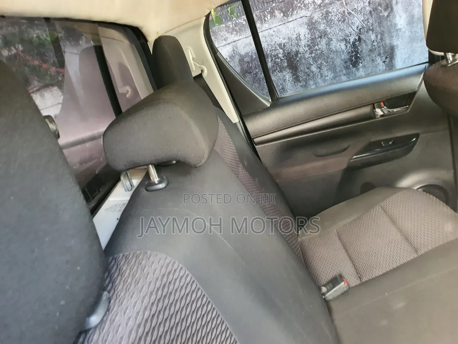 Toyota Hilux 2019 Silver