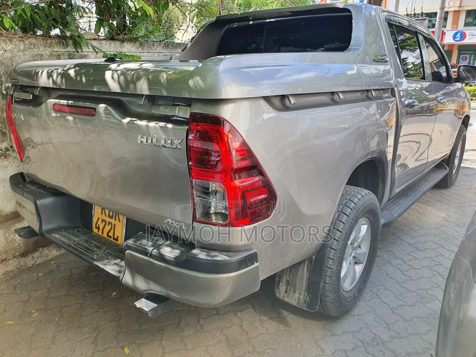 Toyota Hilux 2019 Silver