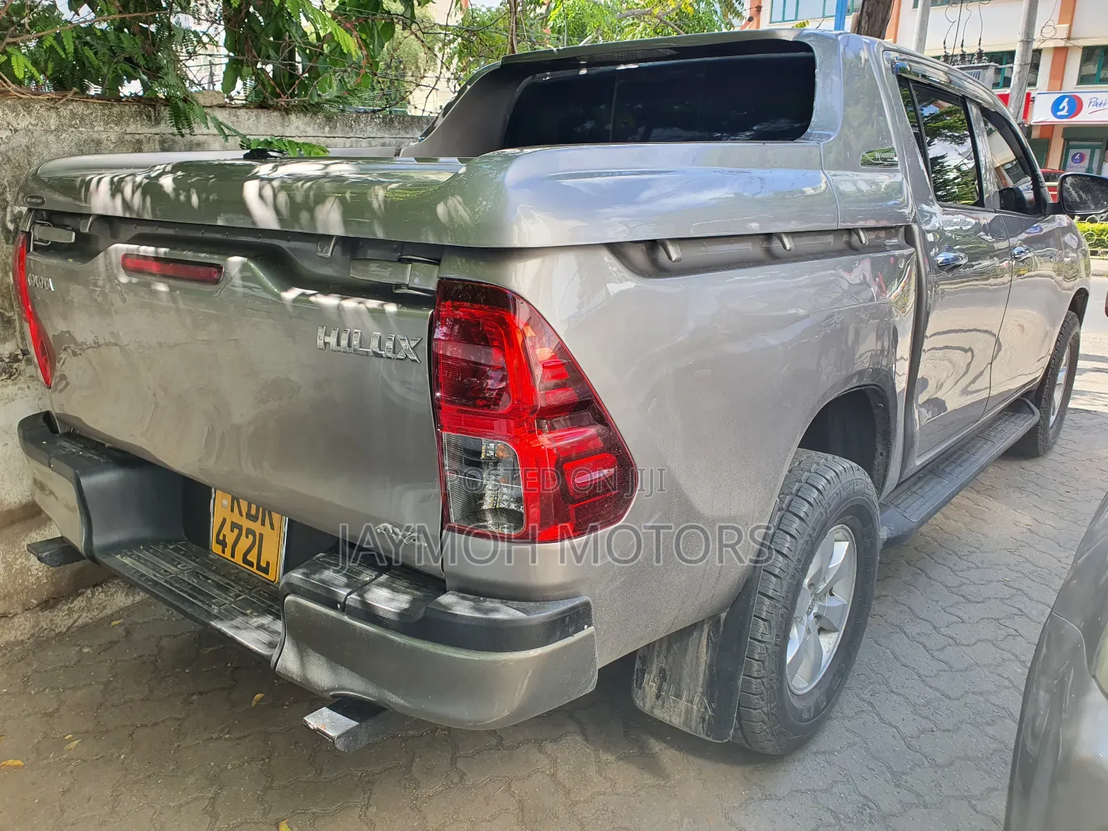 Toyota Hilux 2019 Silver