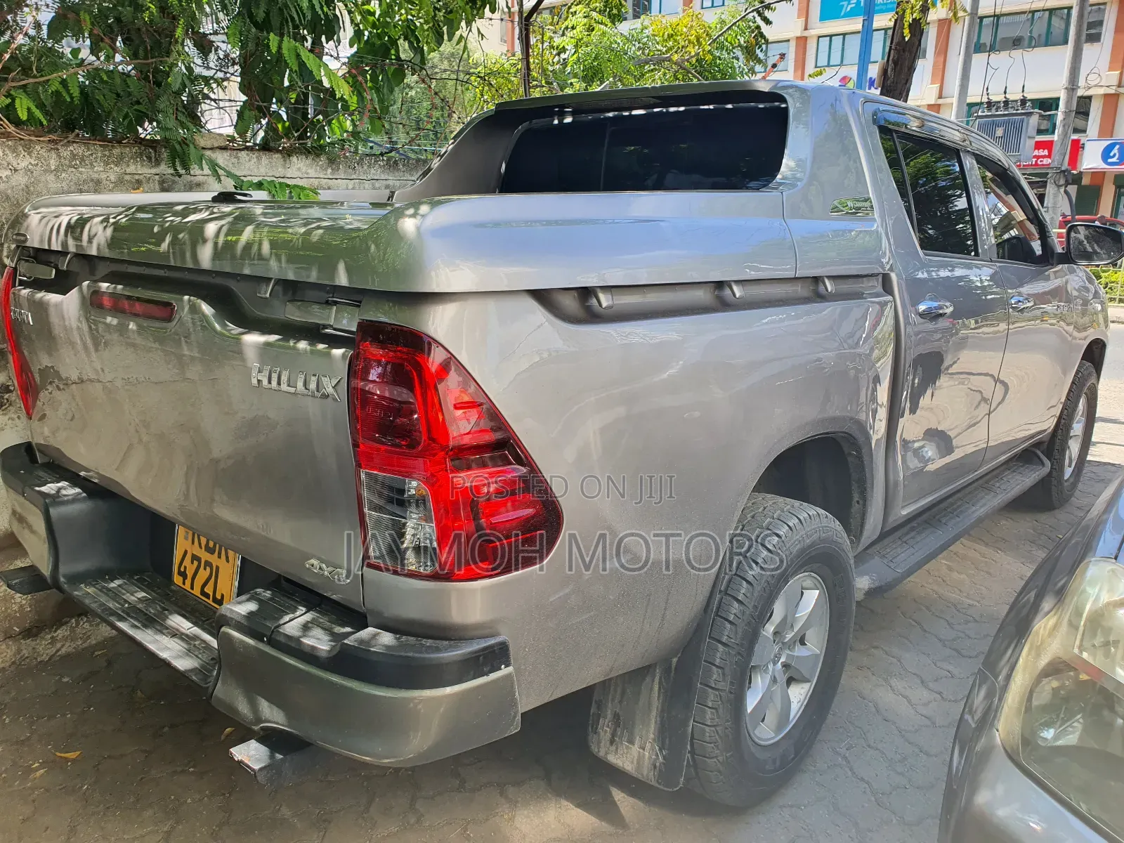 Toyota Hilux 2019 Silver