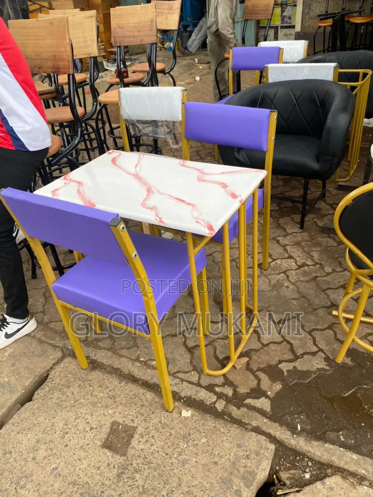 Purple Manicure Set Chair and Manicure Table