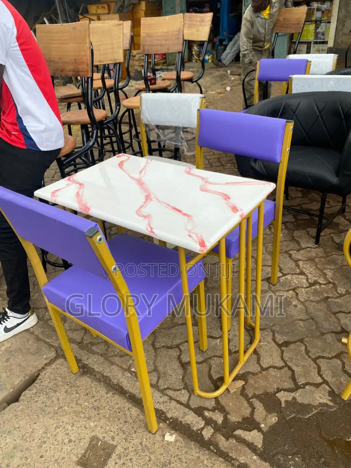 Purple Manicure Set Chair and Manicure Table