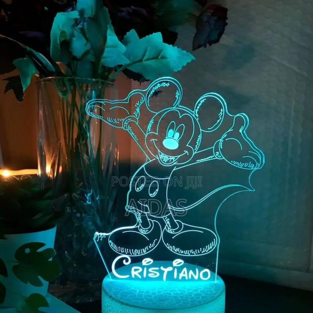 Customizable Wooden Light - main view