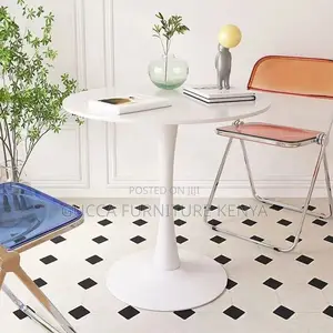 Dining Tables:Trendy White Rounded Modern Dining Table