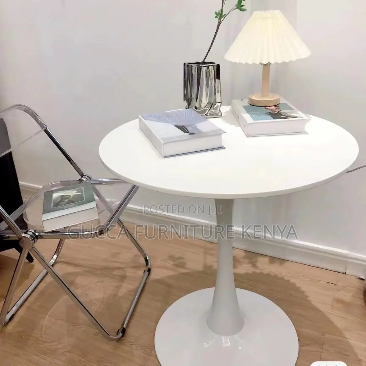 Dining Tables:Trendy White Rounded Modern Dining Table