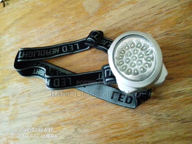 Sleeping Bag (Comfy and Warm) + Led Head Torch - thumbnail 9