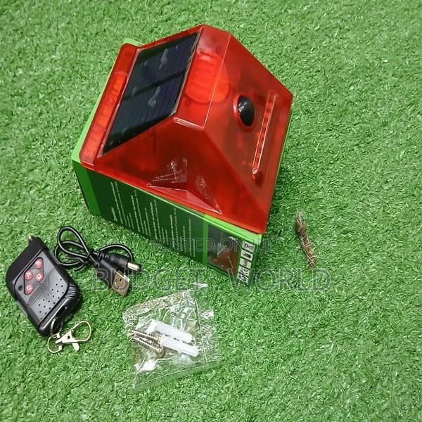 High and Durableremote Controlled Solar Alarm Lamp - main view