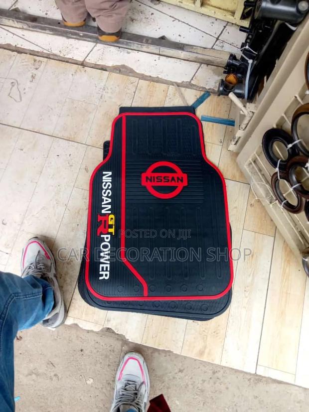 Nissan Carpet Rubber Floor Mats - main view