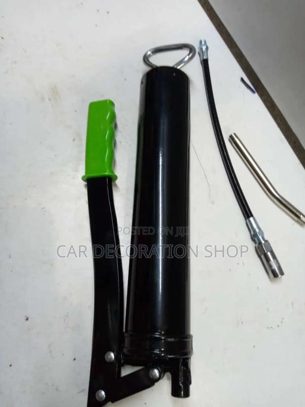 Brand New Manual Grease Gun - main view