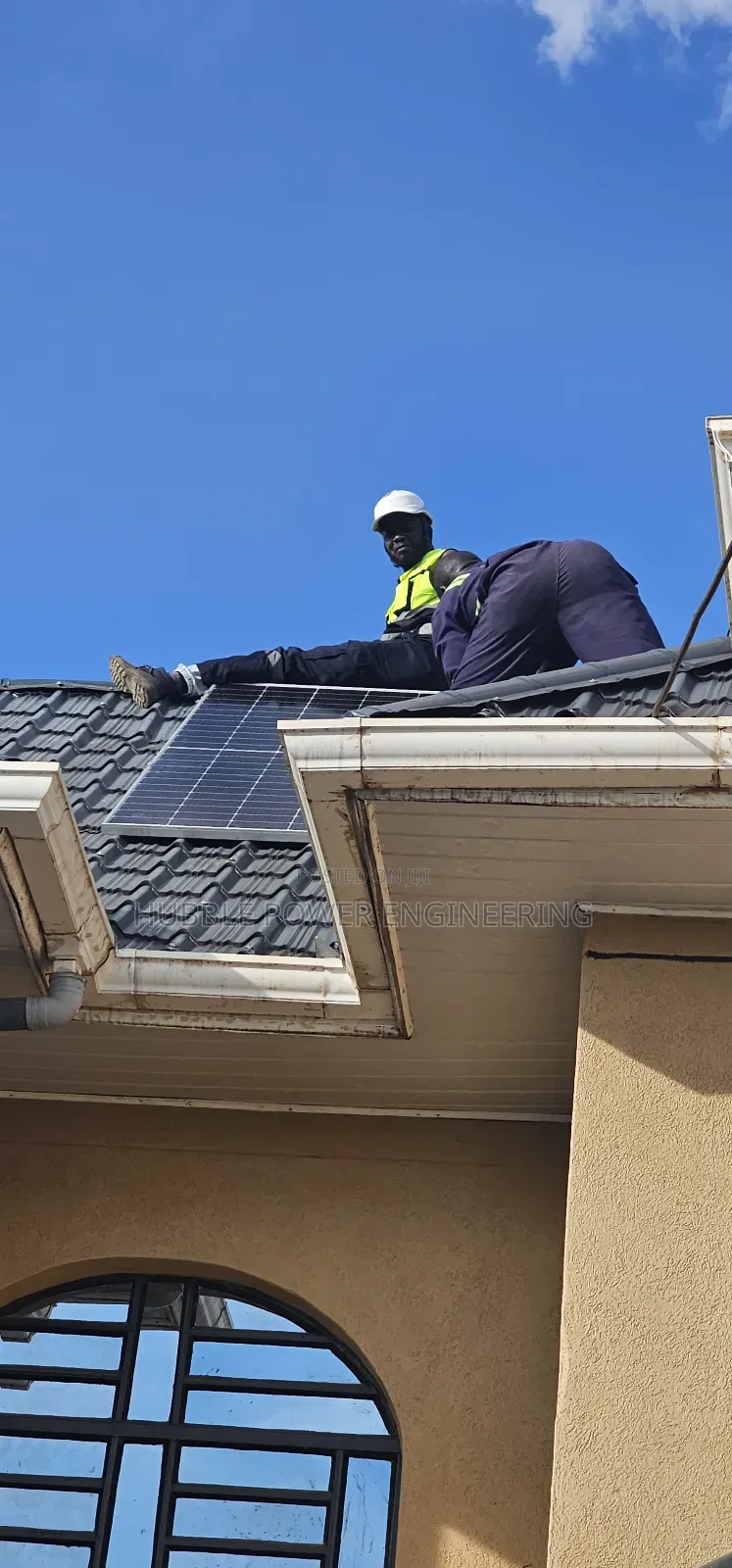 4400 Solar Panel 10000wh Lithium Battery Storage 5kw Hybrid