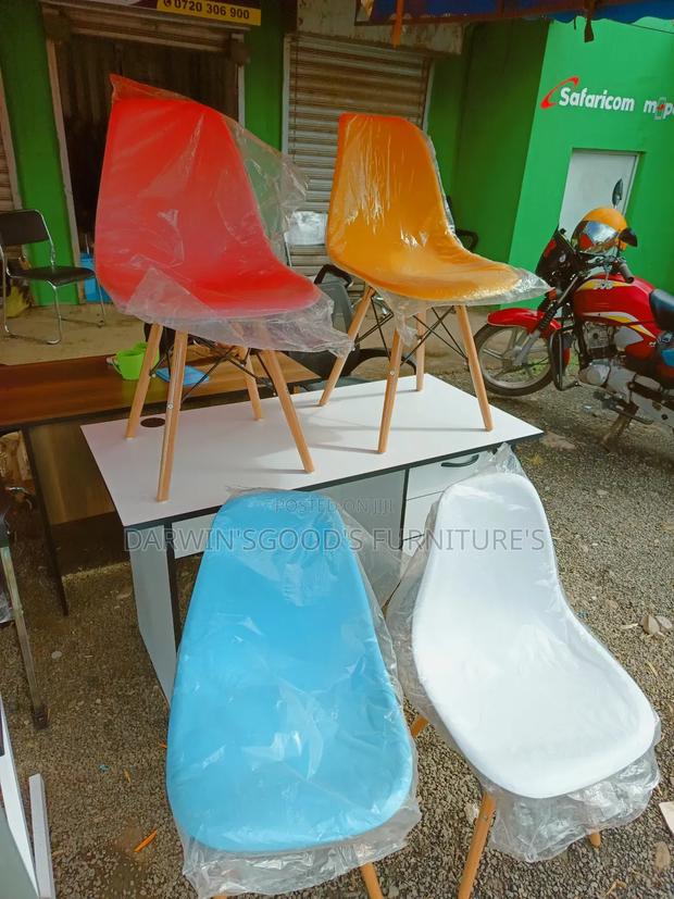 Eames Chair Available - main view