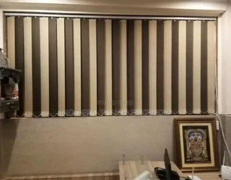 Vertical Window Blinds ( Inclusive With the Rail)